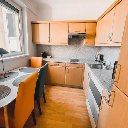 Apartman Alice's Lakeside Escape